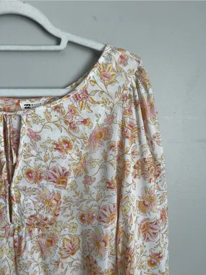 BILLABONG Boho Floral Tie-Neck Peasant Top Sz S thumbnail 2