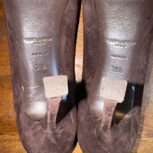 Saint Laurent Brown‎ Suede Tribtoo Pumps thumbnail 6