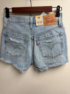 *NEW* Levis' 501® Original Fit High-rise Women's Shorts thumbnail 4