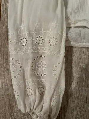 Hollister White Blouse thumbnail 2