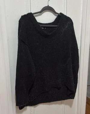 Warm Fuzzy Sweater Black Size M thumbnail 1