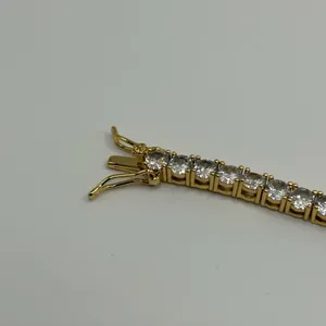 Kay Jewelers Moissanite Tennis Bracelet 4mm Round Cut VVS Gold 8 Inch New No Pass thumbnail 4