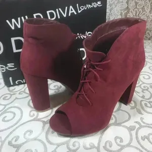 NIB!Wild Diva-Burgundy lace up heels peekaboo boots/Sandals Size 9 thumbnail 2
