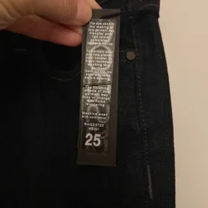 NWT Joe’s Starlet Slim Leg Jean thumbnail 2