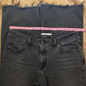 Levis‎ Superlow Flare Jeans Faded Black Raw Hem Size 33 Low Rise Y2K Denim thumbnail 5
