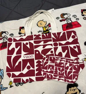 Holiday 25 Vuori Tote & Pouch Set thumbnail 1