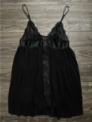 Victoria’s Secret Lace Pleated Babydoll Nighty size Medium thumbnail 1