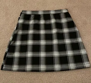 plaid skirt thumbnail 4