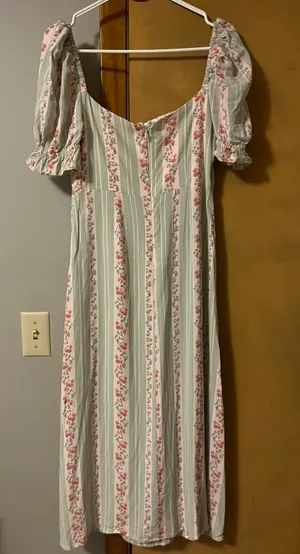 We Wore What Floral Midi Dress thumbnail 3