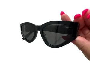 INDY Women's Black Cateye Sunnies Sunglasses thumbnail 2