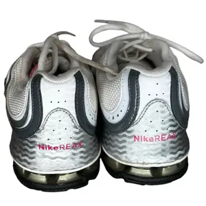Nike Reax‎ Athletic Shoes thumbnail 4
