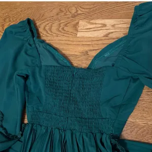 NWT Emerald Green Long Sleeve Prom Dress size S thumbnail 11