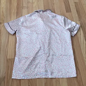 Button Up Pajama Top Womens Small Pink Black Leopard Print Coquette Feminine thumbnail 7