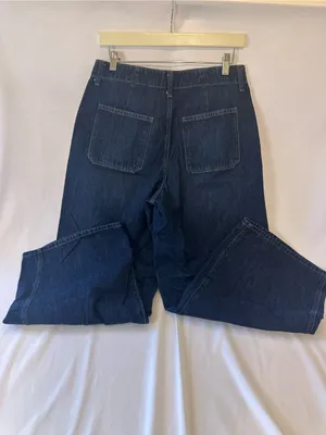 Old Navy Dark Indigo Wide-Leg Patch Pocket Jeans thumbnail 3