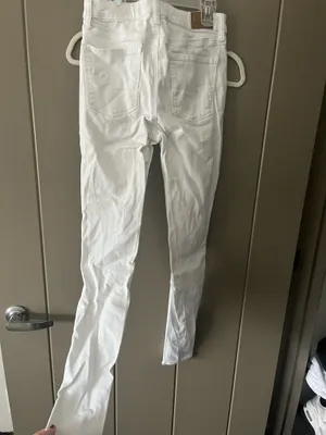 American Eagle White Skinny Jeans thumbnail 3