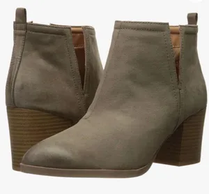 Qupid Ankle Booties thumbnail 1