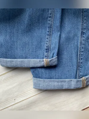 Old Navy boyfriend mid rise distressed ripped medium wash rolled cuff jeans 12 thumbnail 8