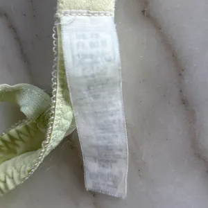 Vintage Lejaby Lime Green Lace Ruffle Lingerie Set 34B Size Small Panties thumbnail 3