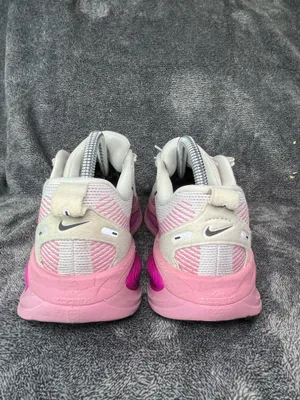 Nike Air Zoom Vomero 18 Summit White Elemental Pink Women Size 9 Running Shoes HM6804-105 thumbnail 5