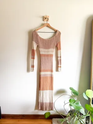 Peppermayo Scoop Neck Long Sleeve Crochet Maxi Dress Size XS/S thumbnail 3