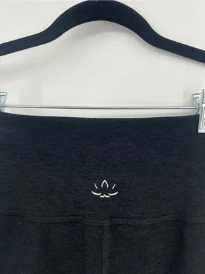 Beyond Yoga At Your Leisure High-Rise Biker Shorts V-Waist Space Dye Black Small thumbnail 12