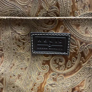 Fossil Relic by Brown and Tan Paisley Embossed Vegan Leather Purse Handbag thumbnail 4