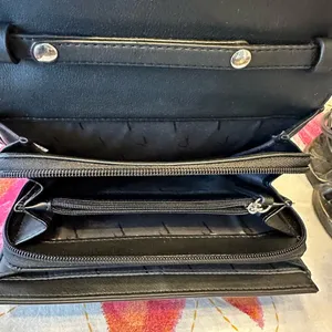 Vera Wang Small Black Crossbody Bag thumbnail 4