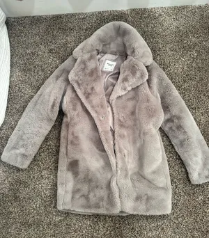 Abercrombie Grey Faux Fur Coat thumbnail 1