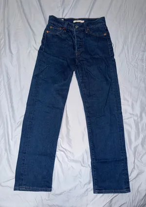 Levi fringe dark wash wedgie straight jeans thumbnail 1