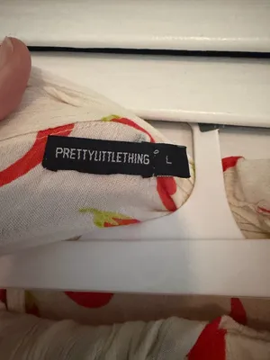 Pretty Little Thing PJ set thumbnail 4