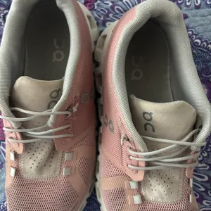 On cloud, pink and cream thumbnail 3