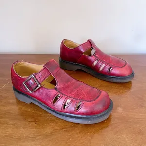Dr Martens • vintage 8251 t-strap mary janes cutout sandals red leather England thumbnail 10