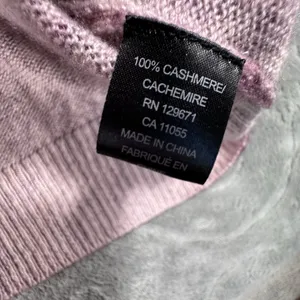 360 Cashmere Khloe Snake Print 100% Cashmere Sweater Women Large Boutique Mauve thumbnail 7