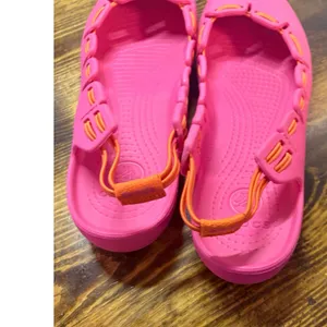 Crocs Pink Flats‎ Size 11 thumbnail 7