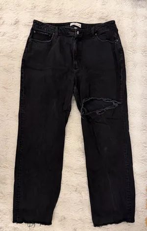 Abercrombie Relaxed High-Rise Jeans thumbnail 1