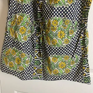 Floral Print Women's Top 100% cotton size medium thumbnail 5