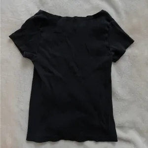 Brandy Melville Black Short Sleeve Top thumbnail 2