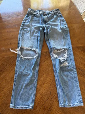American Eagle Mom Jeans thumbnail 1