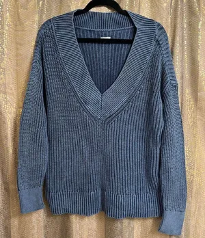 Aerie Vintage Cotton Dyed Navy Blue V Neck Cozy Chunky Sweater Small thumbnail 1