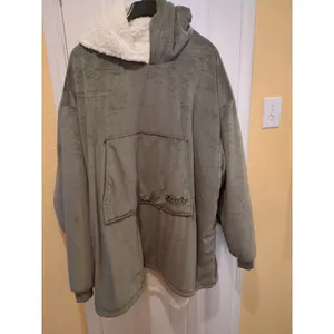 The Comfy Blanket Sweatshirt with Hoodie - Gray thumbnail 5