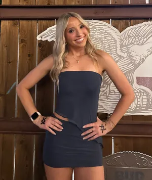 Garage Set Two-Piece thumbnail 1