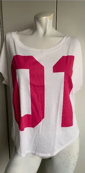 Air 01 athletic cut boat/scoop neck T-shirt size medium thumbnail 1