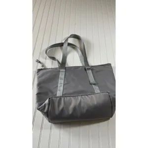 Bearpaw Gray Nylon Tote Bag Front Drawstring Pocket Travel Work Casual Zippered thumbnail 7