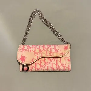 Pink Dior Lmtd Edition thumbnail 3