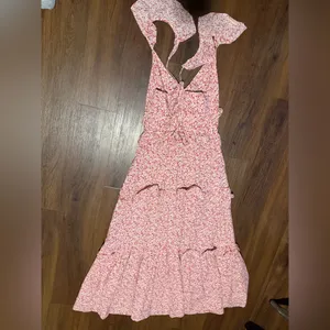 Nwot petal + pup Aspa tiered maxi floral ruffle dress spring party wedding $128 thumbnail 9