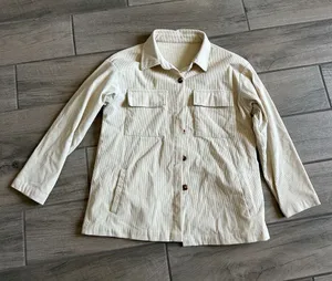 Light Cream Button thumbnail 1
