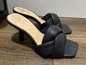 Vince Camuto Heels thumbnail 2