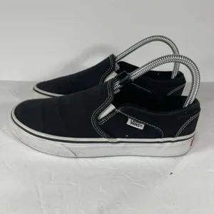 Vans Classic Slip-On Black/White Canvas Skate Shoes Women’s Size 6.5 thumbnail 2