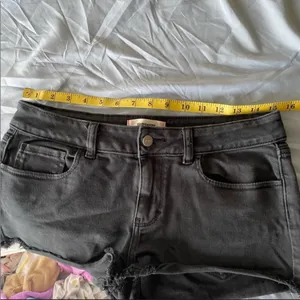 PINK Victoria’s Secret Jean Shorts Cutoffs dark wash blue denim NWOT size 4 thumbnail 7
