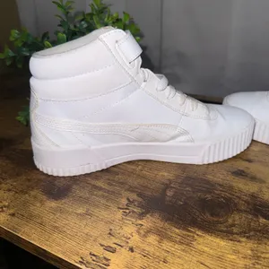 Puma Carina Mid White Sneakers Womens 7.5 Platform High Top Athletic Shoes thumbnail 9